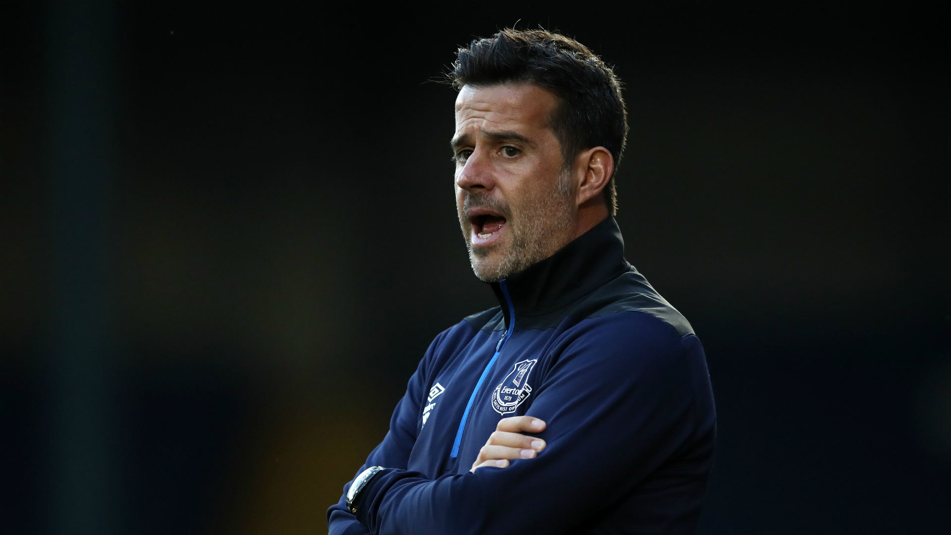 能和他並肩 能和他並肩